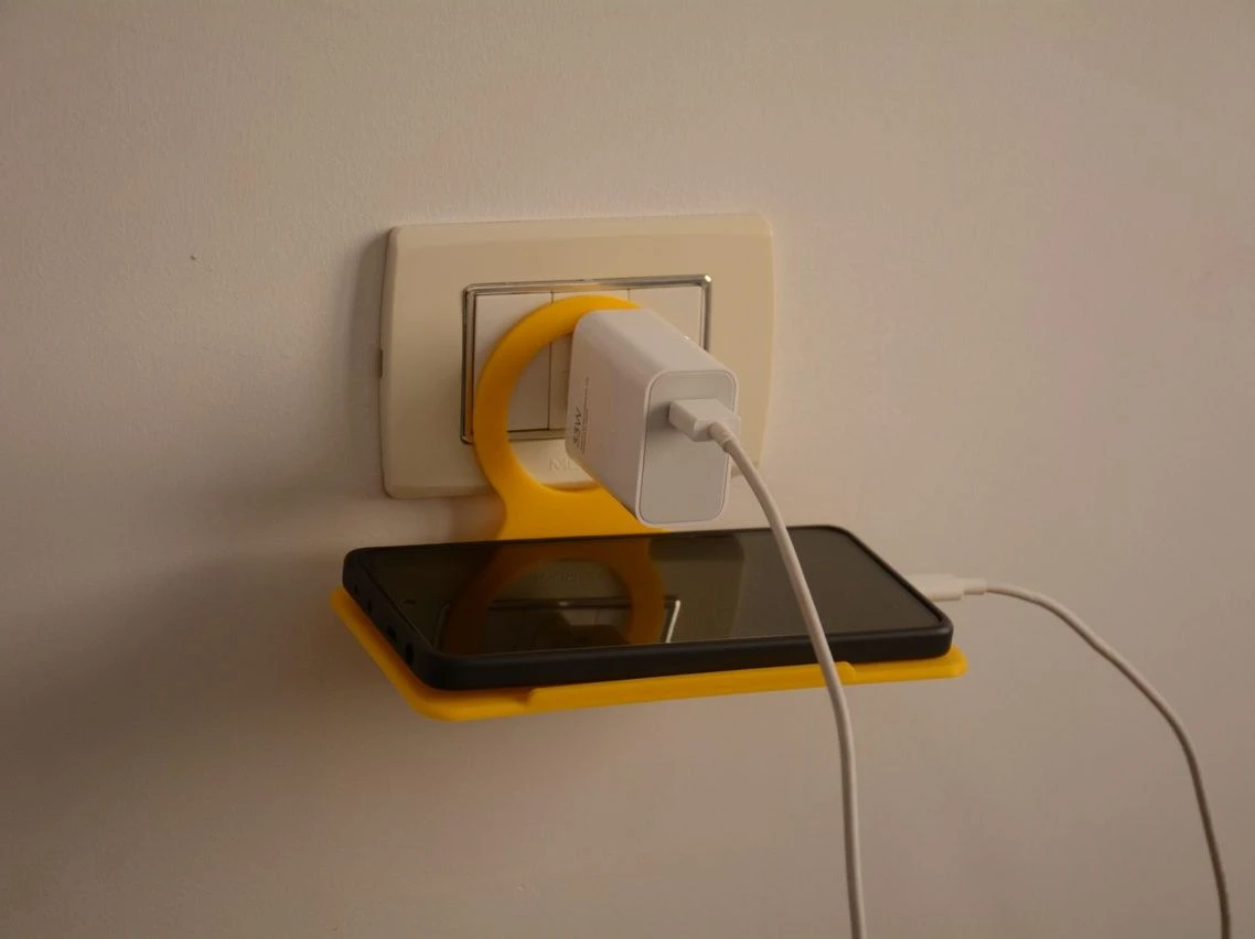 Soporte plegable para cargador de pared — miniatura
