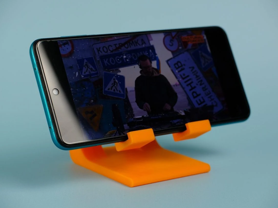 Soporte para celular V2 — en ambiente
