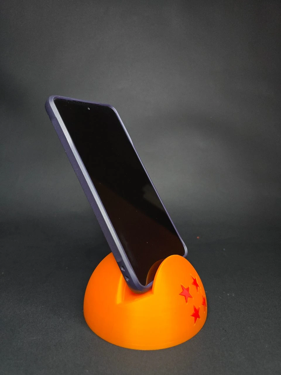 Soporte para celular Dragon Ball 4 Estrellas — en ambiente