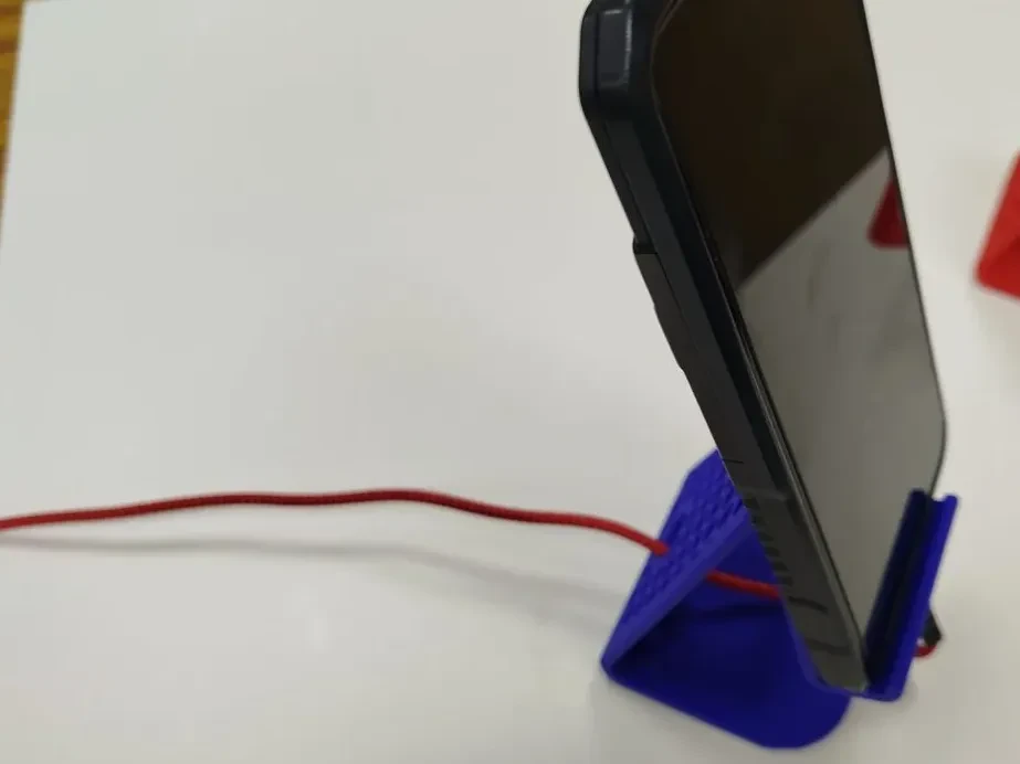 Soporte para celular con patrón hexagonal — miniatura
