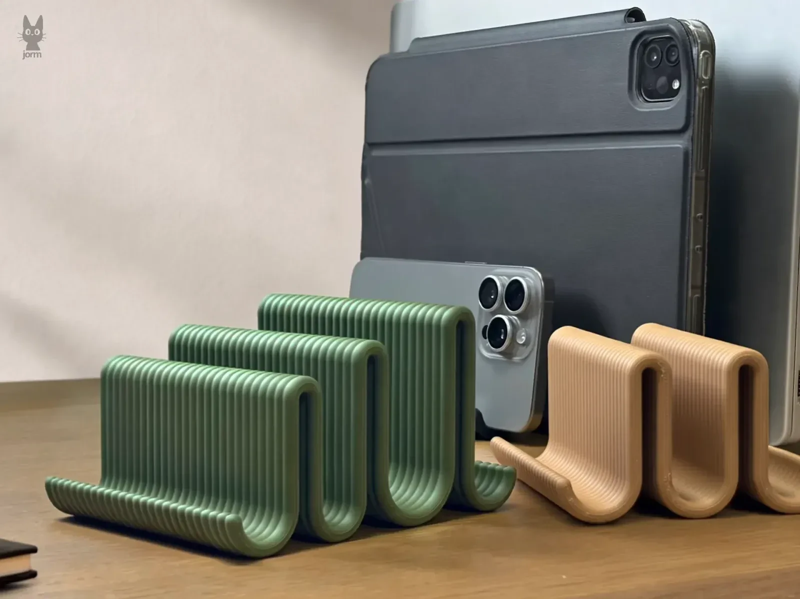 Soporte Minimal Onda (1-3 Ranuras) — en ambiente