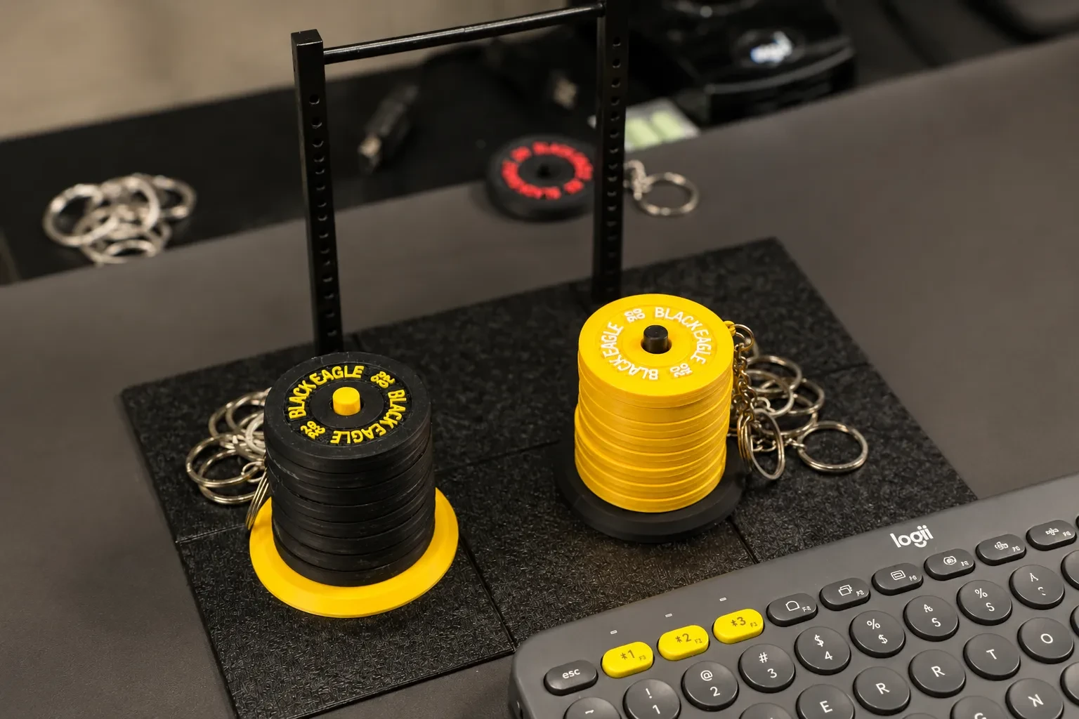 Llavero Disco de Barra + Exhibidor por PACK de 10 (Con Exhibidor) — miniatura
